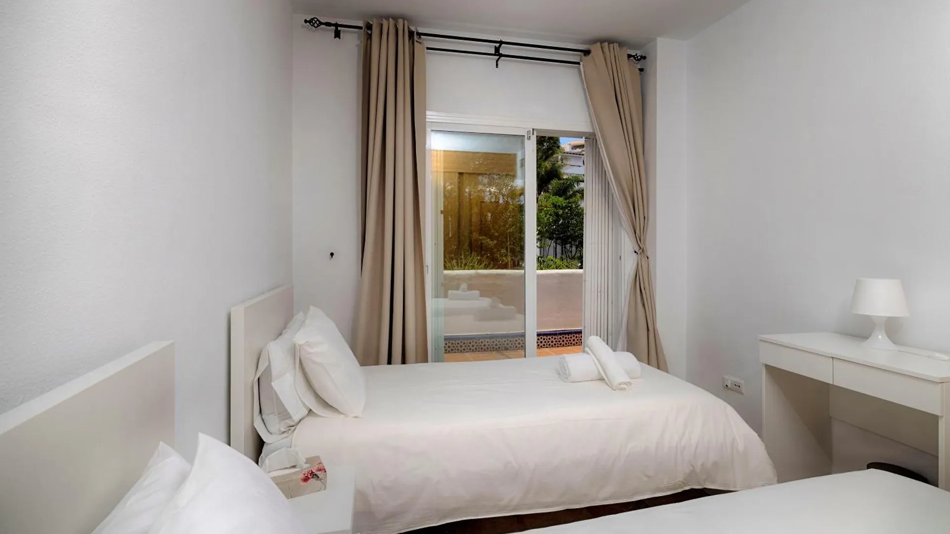 Apartment Lunymar Selwo Estepona By La Maison Marbella Rentals