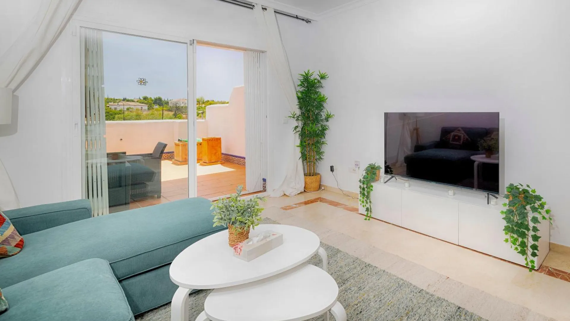 Apartment Lunymar Selwo Estepona By La Maison Marbella Rentals