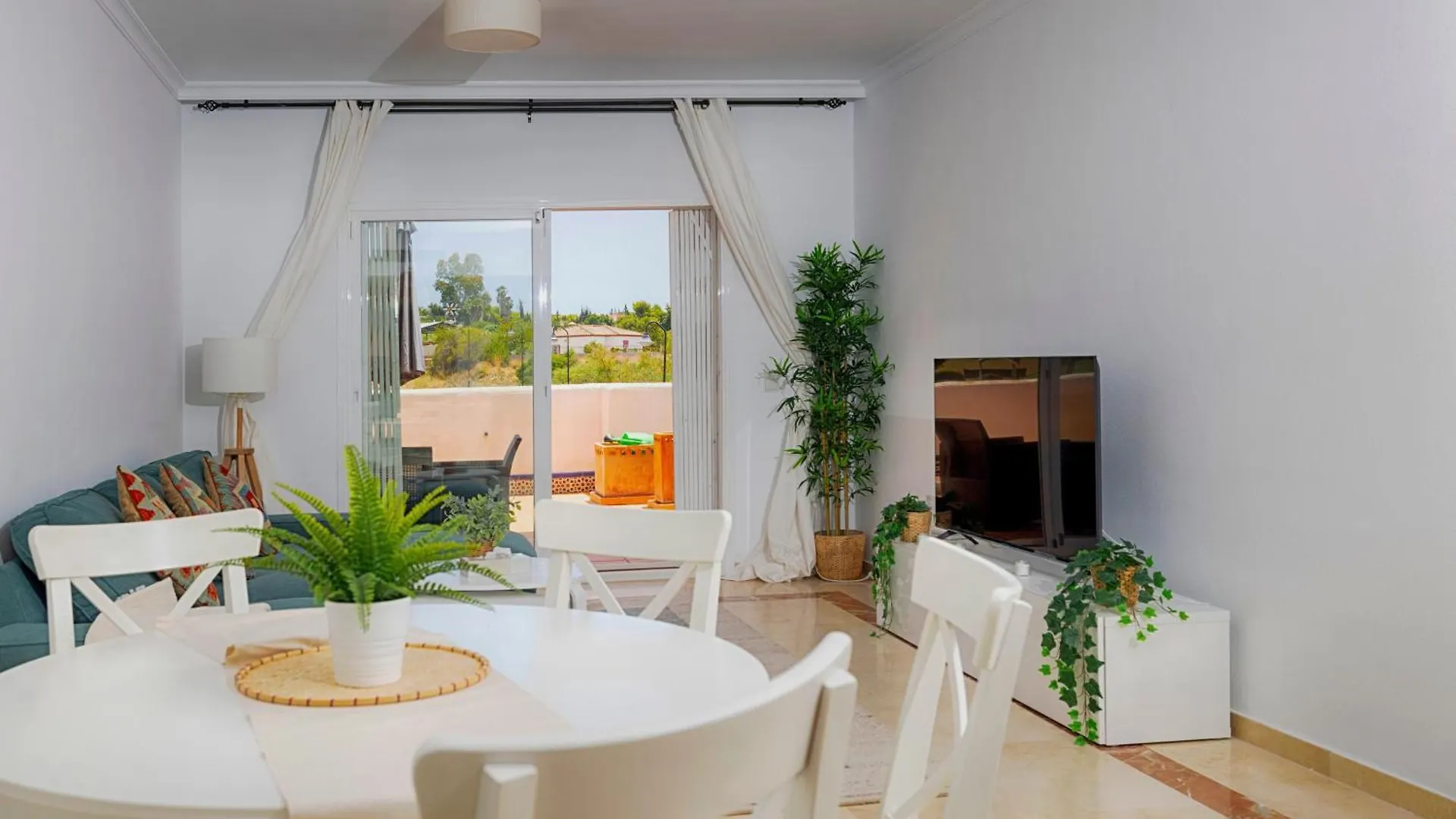 Lunymar Selwo Estepona By La Maison Marbella Rentals Spain